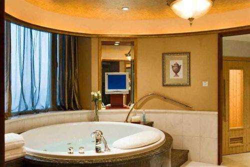 河西区男士SPA新宠：柔式会馆，尊享品质时光